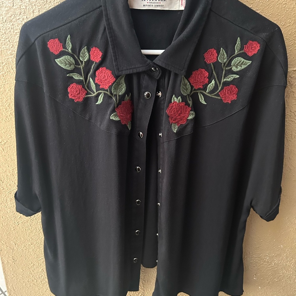Idyllwind Black Shirt with Red Floral Embroidery